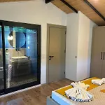 Ferienhaus Mirena 2